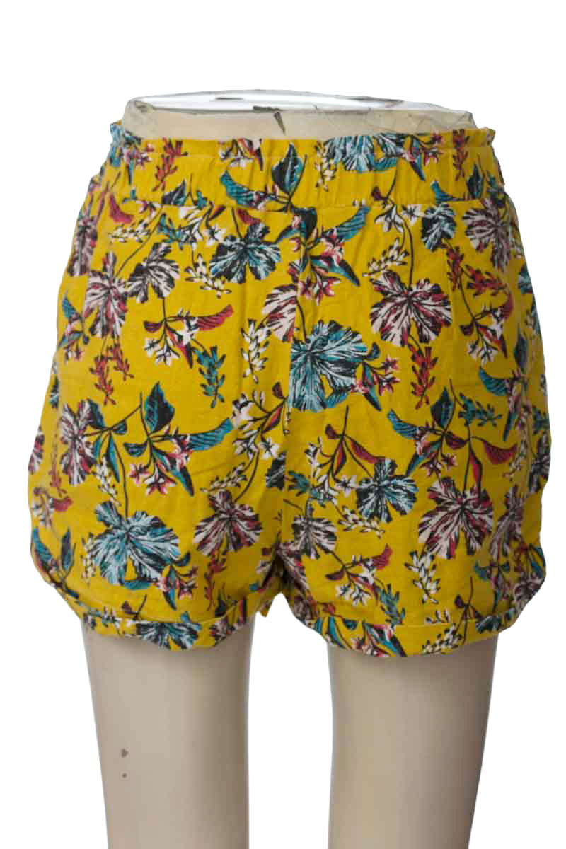 Short color Mostaza - Basement