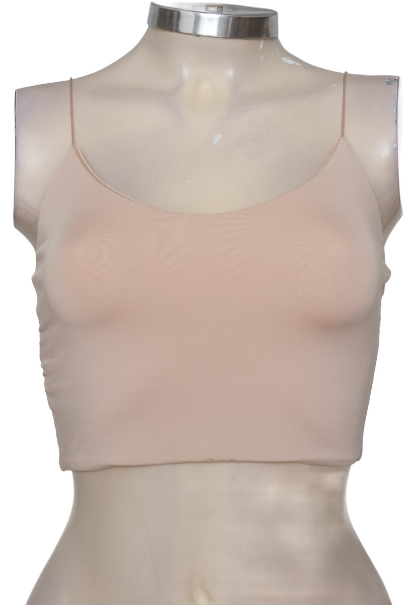 Top / Camiseta color Beige - Closeando