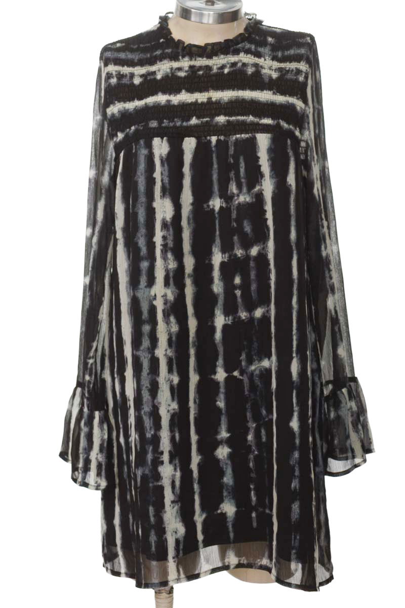 Vestido / Enterizo color Negro - Stradivarius