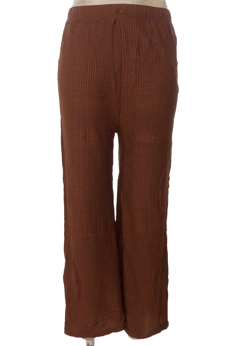 Pantalones color Café - Closeando