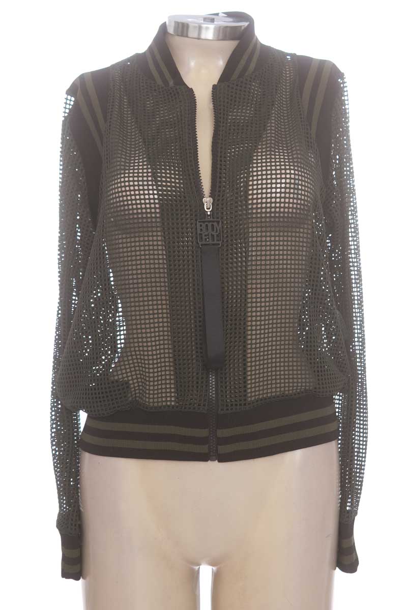 Ropa Deportiva / Salida de Baño color Verde - Bodyfit