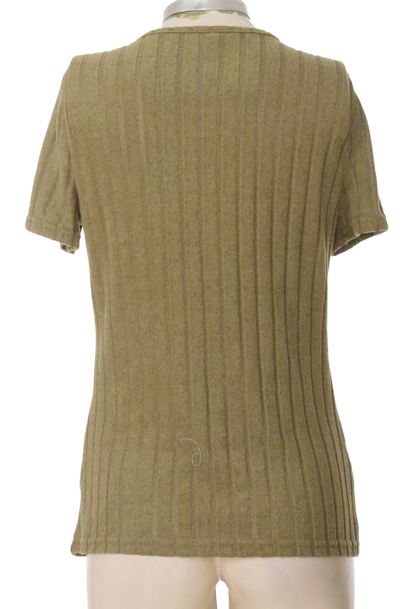 Blusa color Verde - Closeando