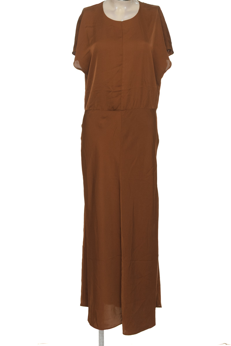 Vestido / Enterizo color Café - H&M
