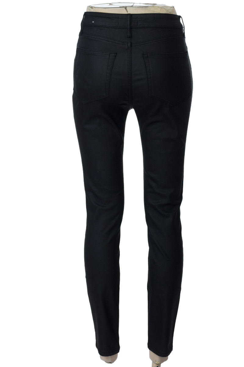 Pantalones color Negro - MNG