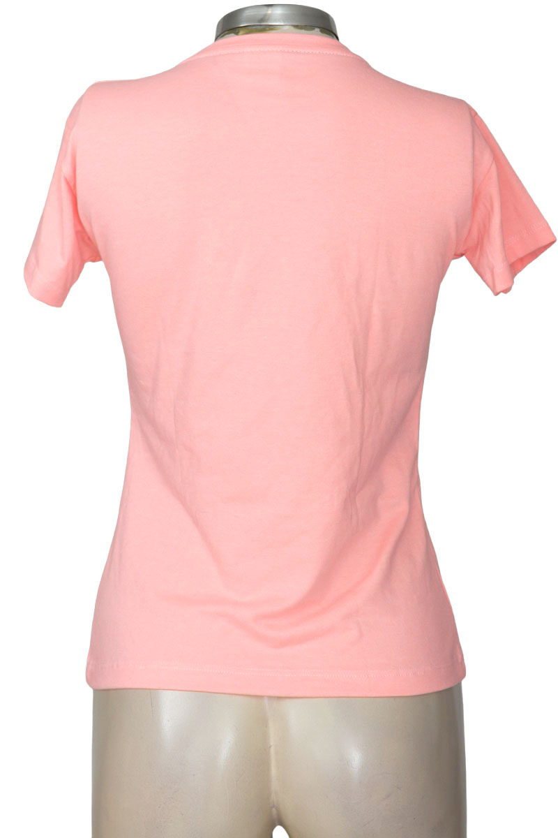 Ropa Deportiva / Salida de Baño color Rosado - Closeando