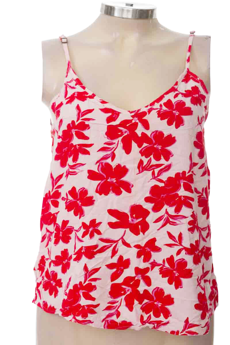 Top / Camiseta color Rosado - Gef