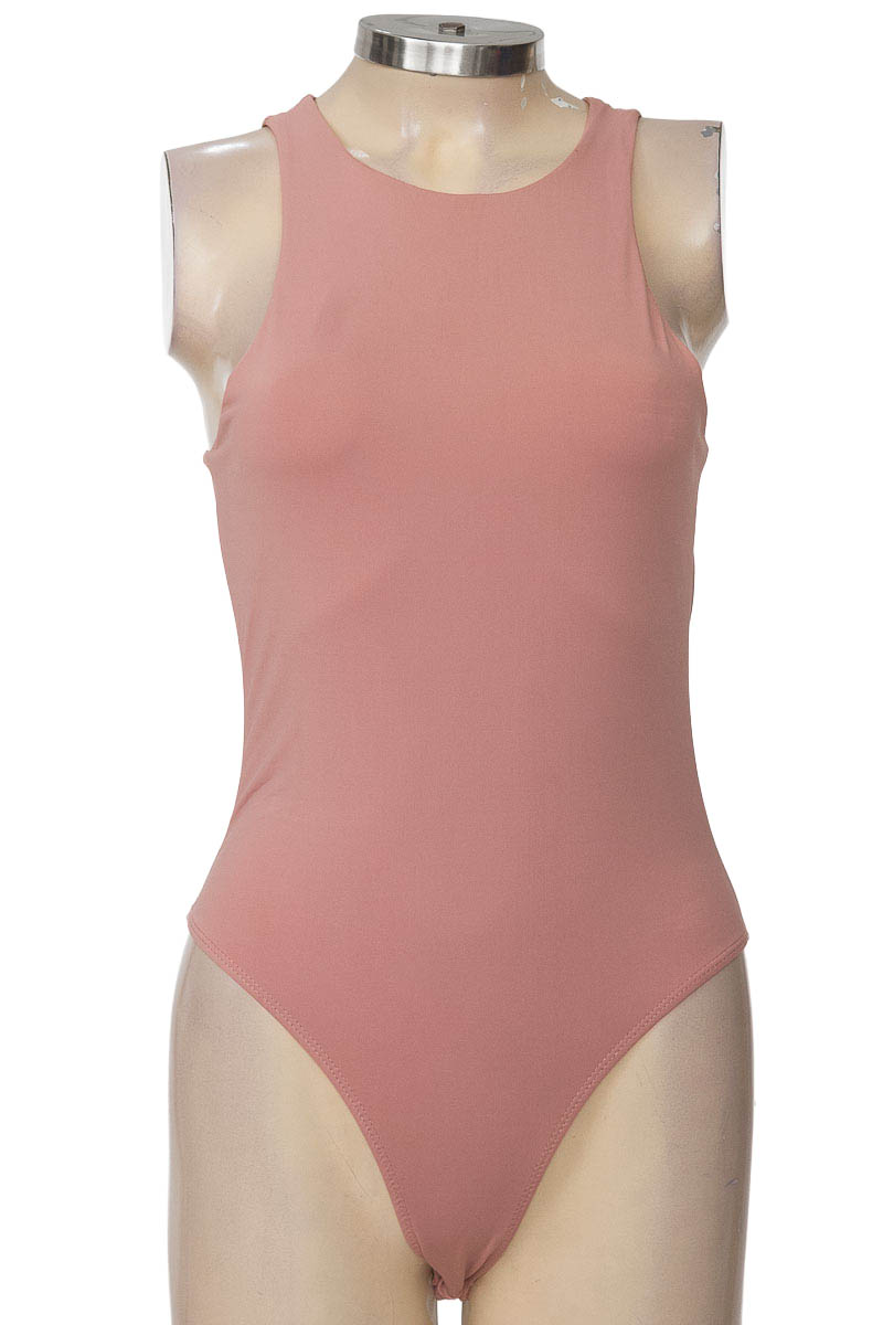 Top / Camiseta color Rosado - Shein