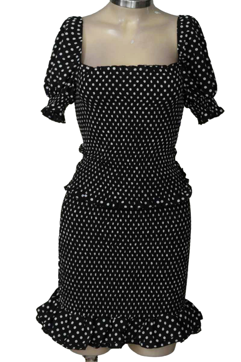 Vestido / Enterizo color Negro - Closeando
