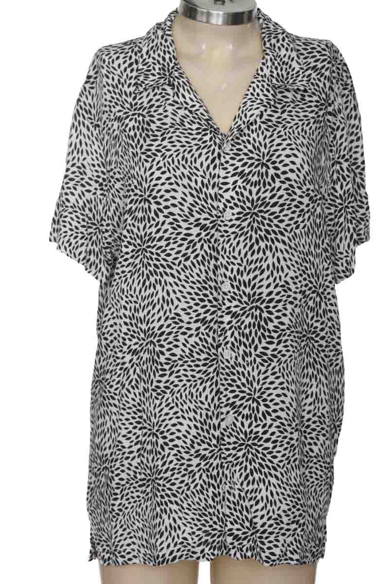 Blusa color Blanco - Closeando