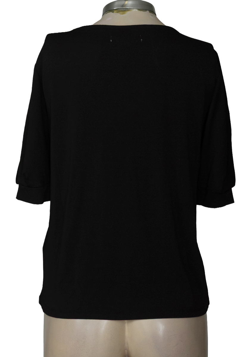 Blusa color Negro - University Club