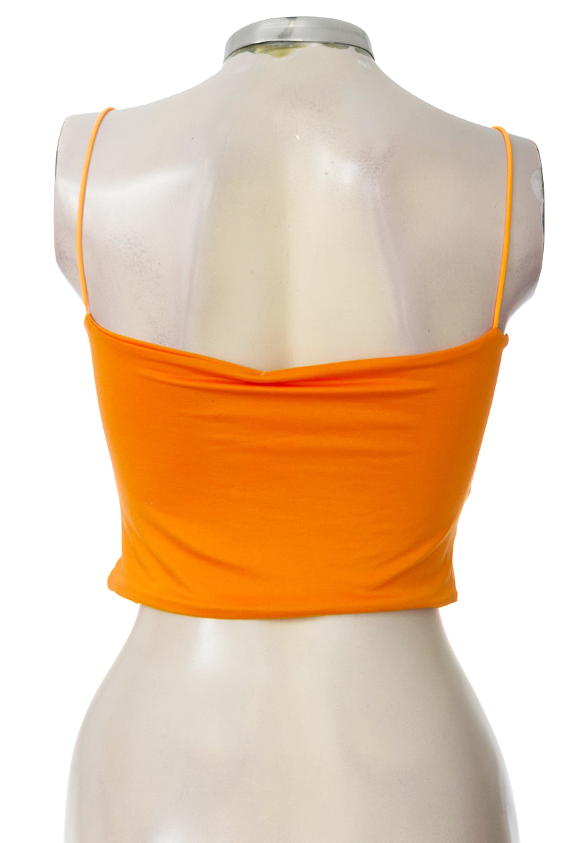 Top / Camiseta color Naranja - Closeando