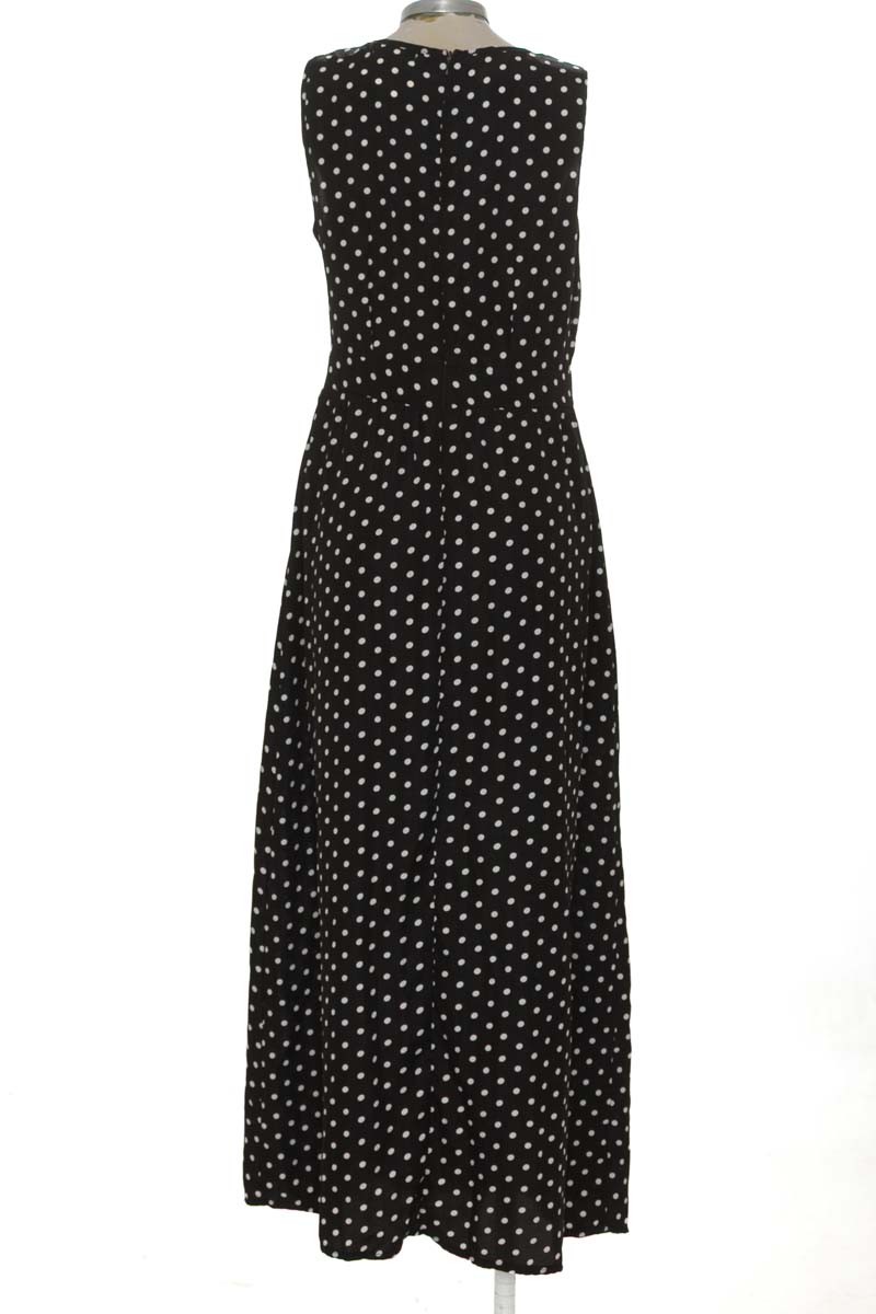 Vestido / Enterizo color Negro - SUYE