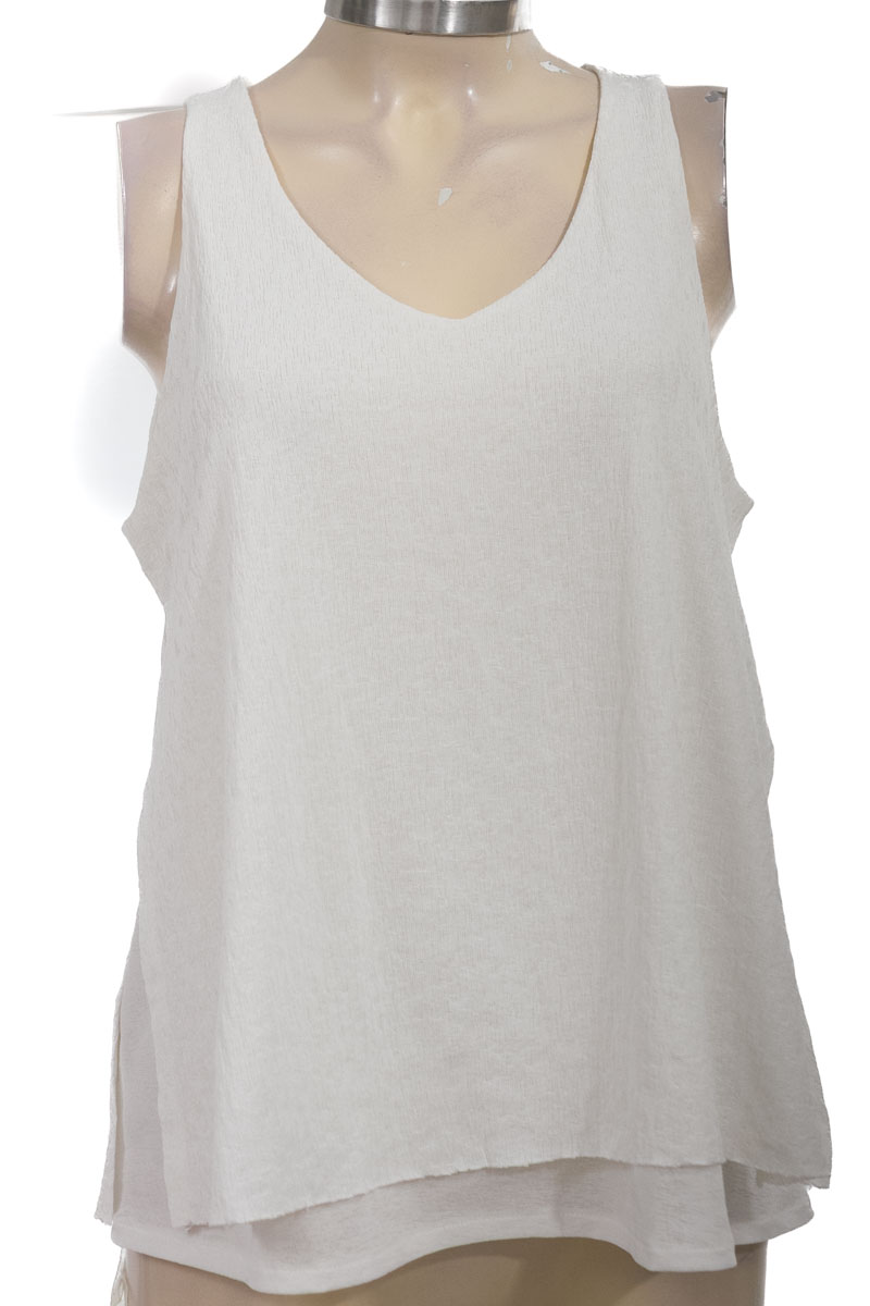 Top / Camiseta color Blanco - MNG