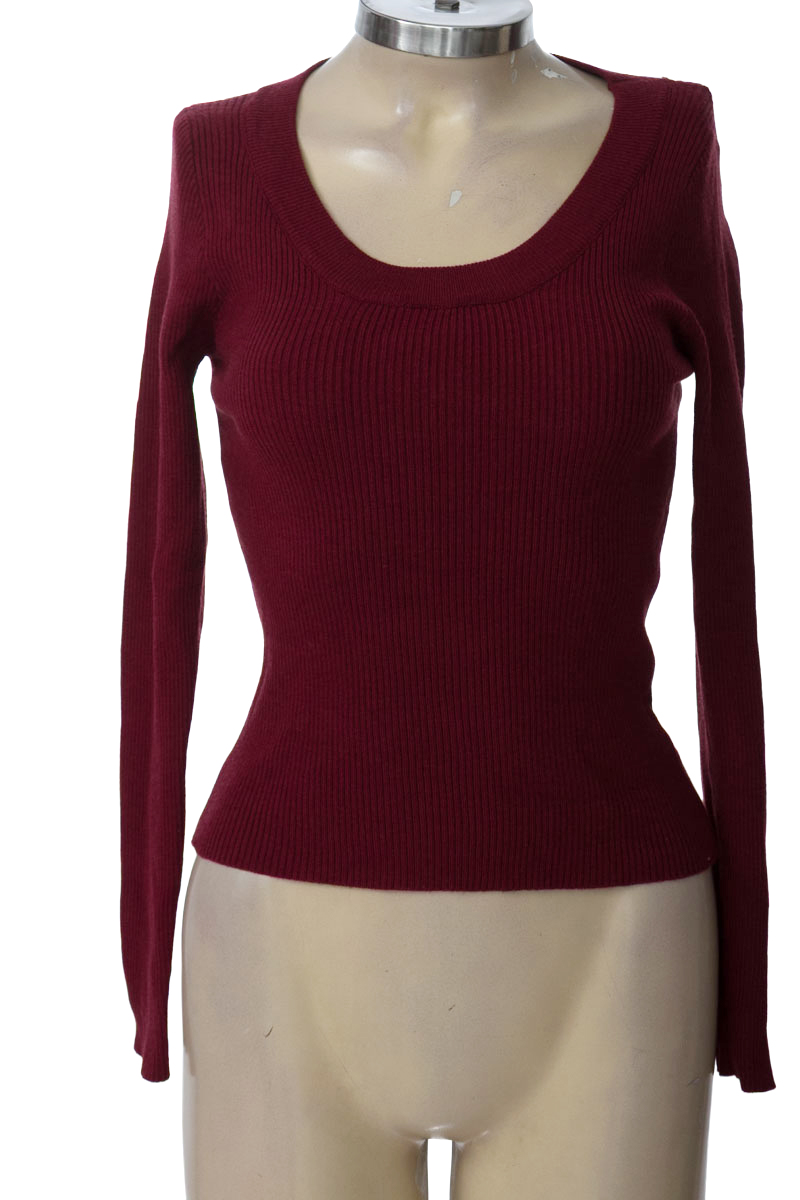 Sweater color Vinotinto - Closeando