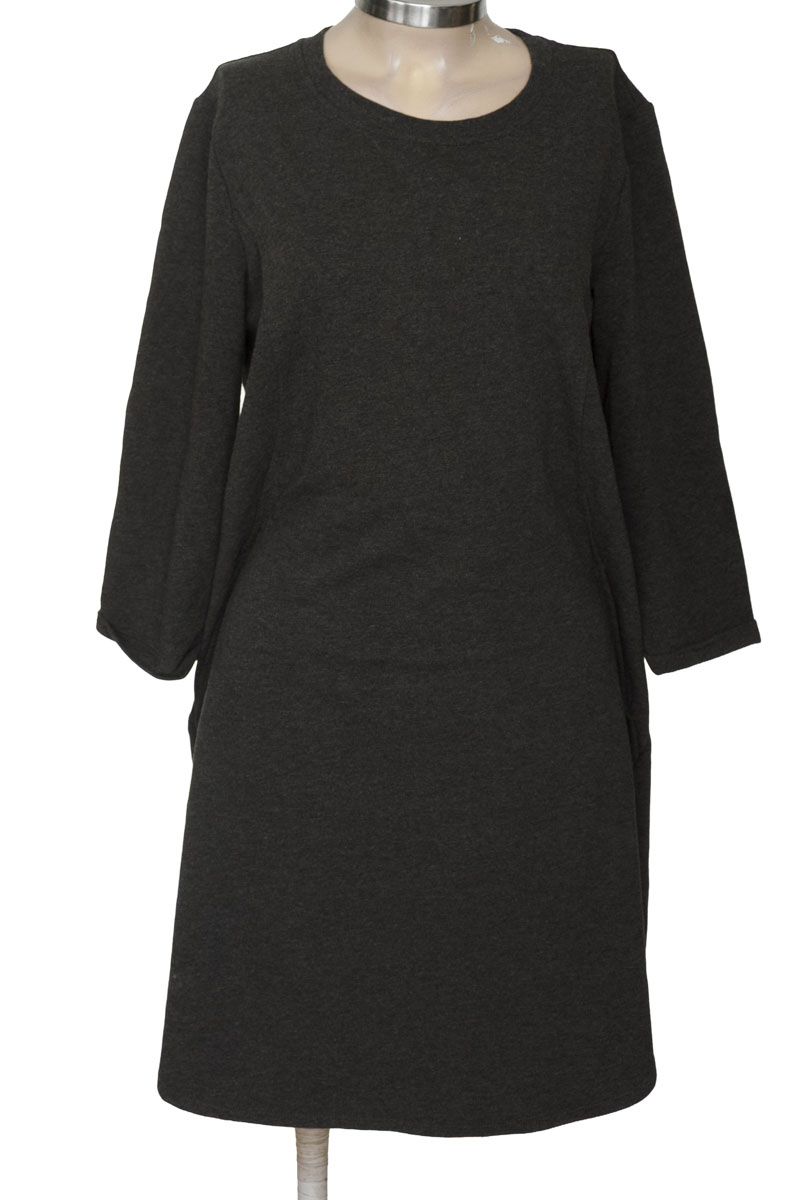Vestido / Enterizo color Gris - Closeando