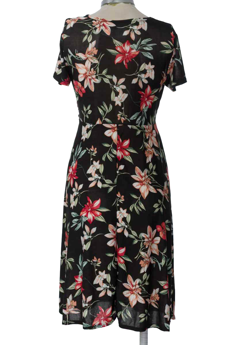 Vestido / Enterizo color Negro - Closeando