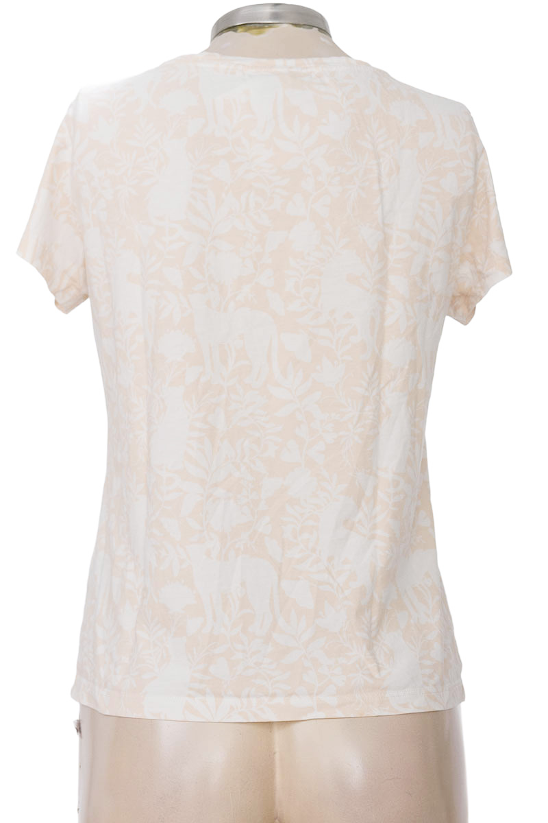 Top / Camiseta color Beige - Basement
