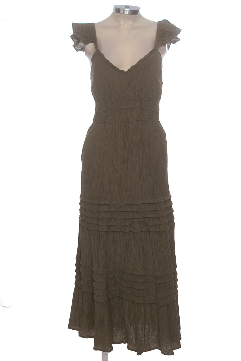 Vestido / Enterizo color Verde - Closeando