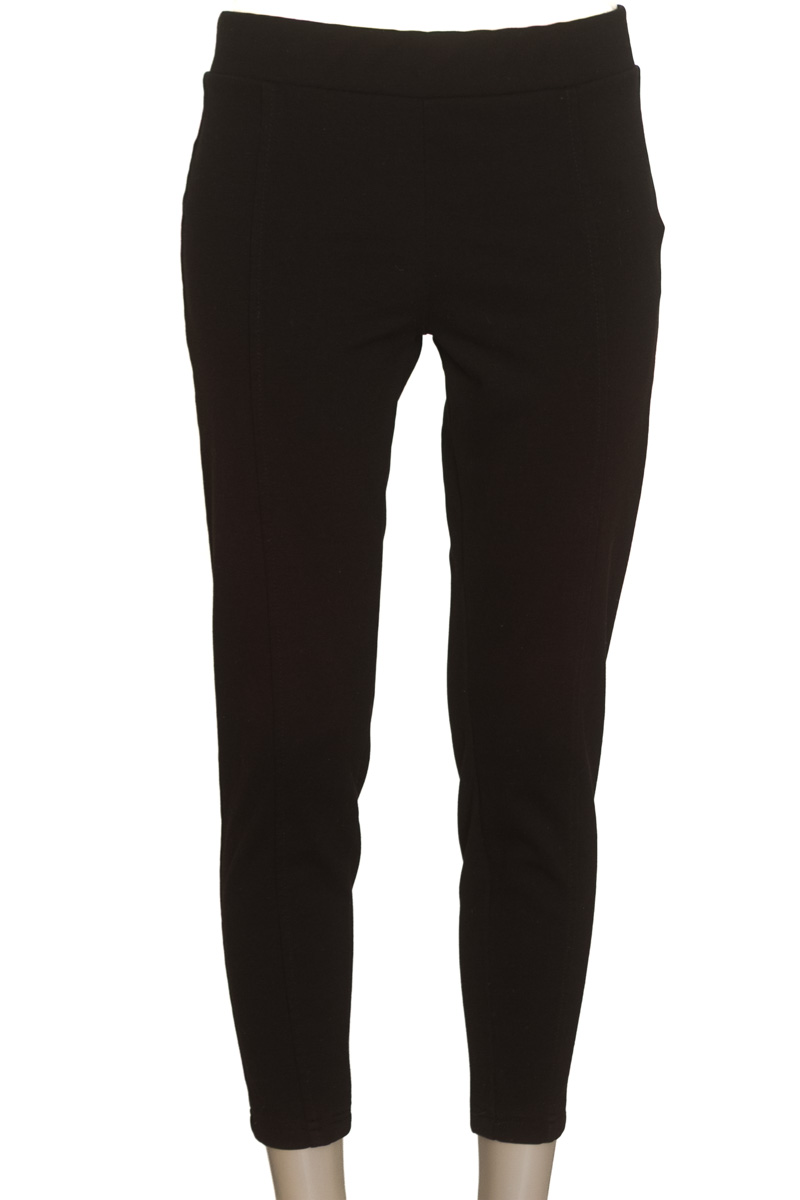 Pantalones color Negro - Arkitect