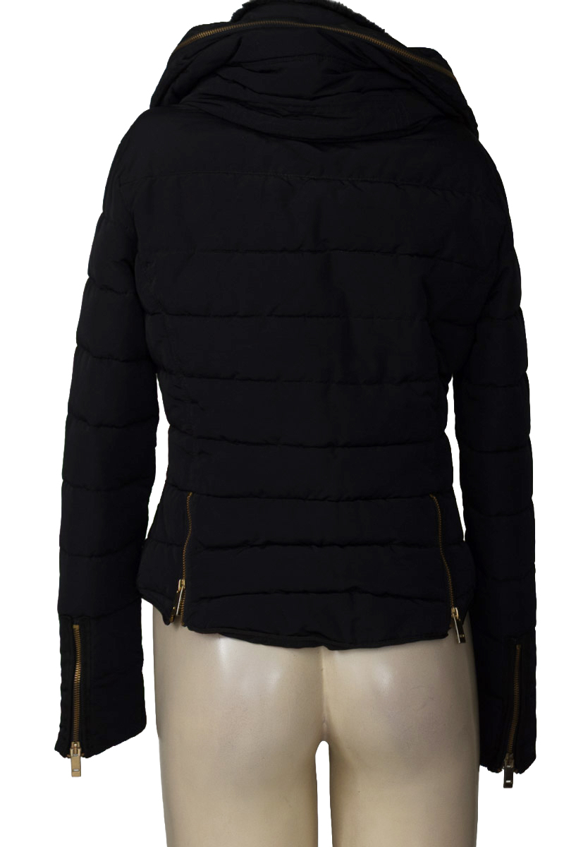 Chaqueta / Abrigo color Negro - Zara