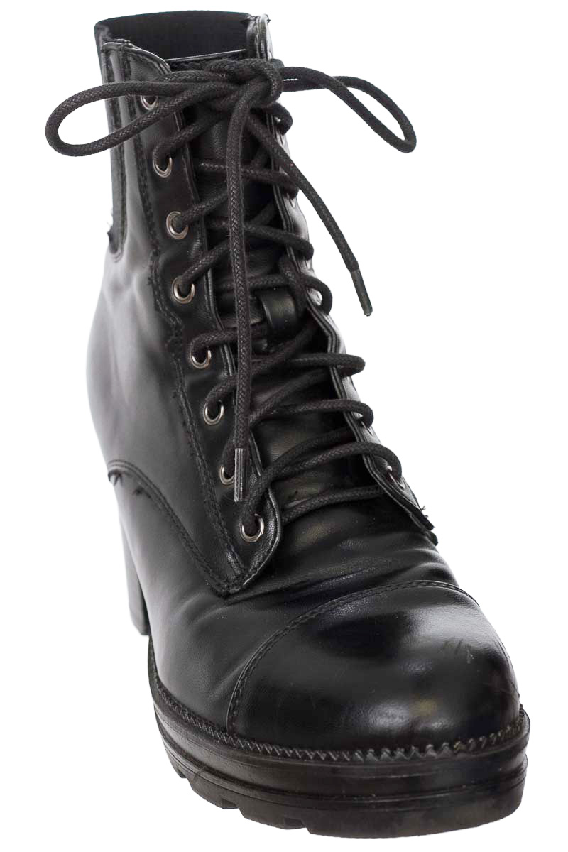 Zapatos color Negro - BRASH