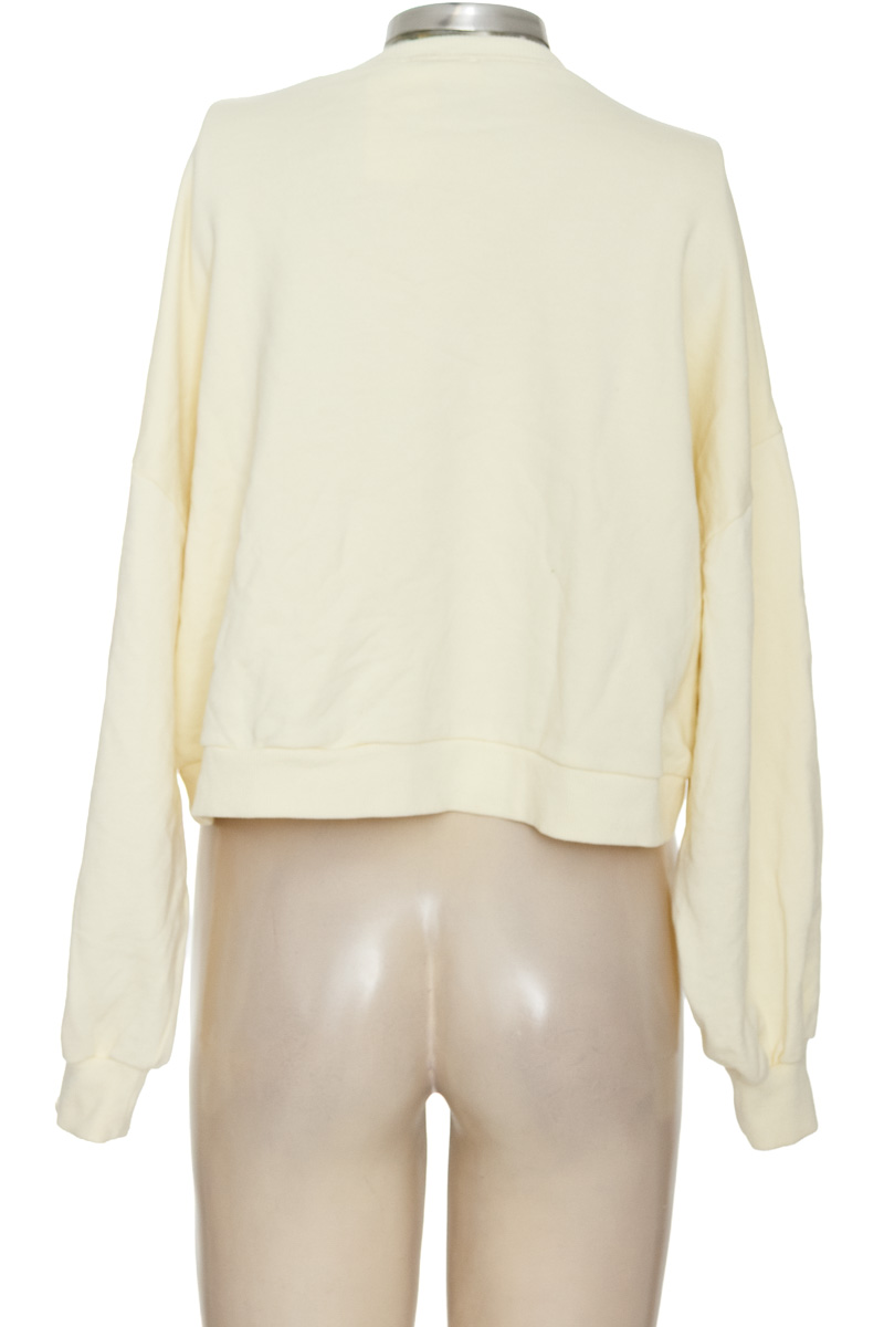 Sweater color Amarillo - Stradivarius