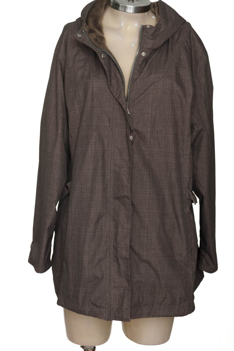 Chaqueta / Abrigo color Café - Izod