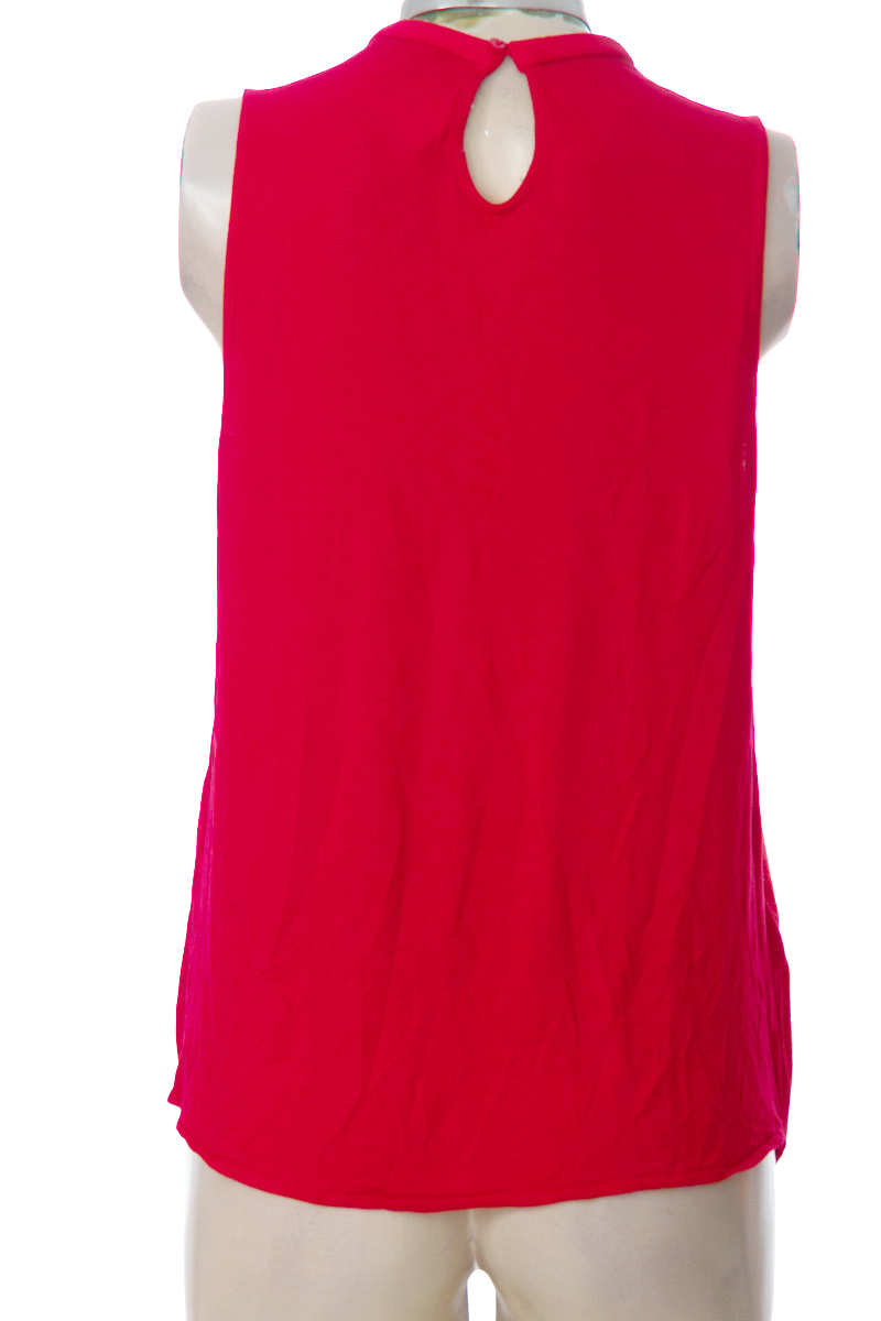 Top / Camiseta color Rojo - MNG