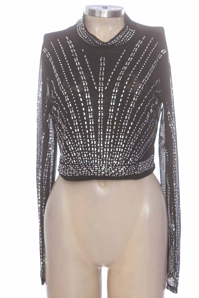Top / Camiseta color Negro - Niuniu Studio