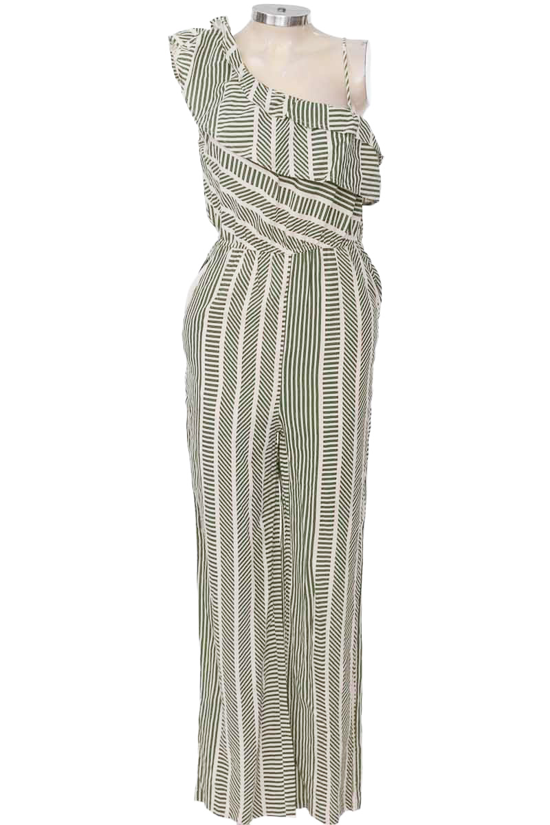 Vestido / Enterizo color Verde - Closeando