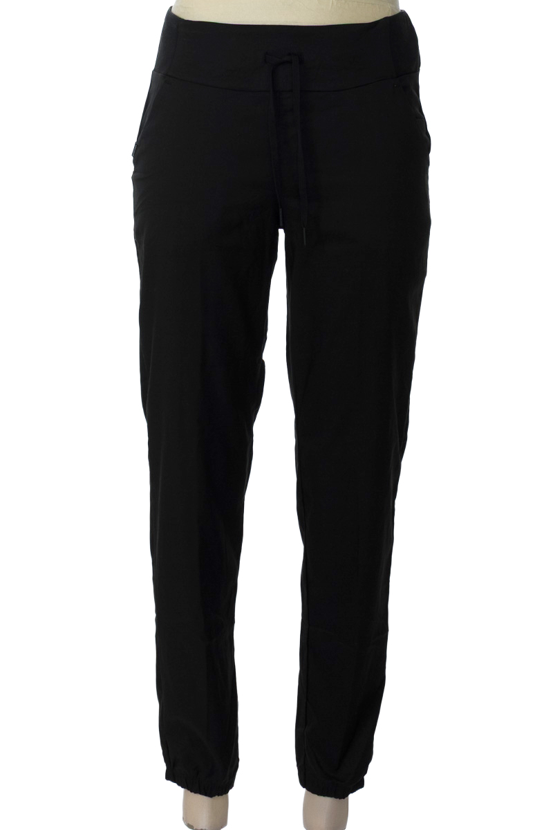 Ropa Deportiva / Salida de Baño color Negro - Quechua