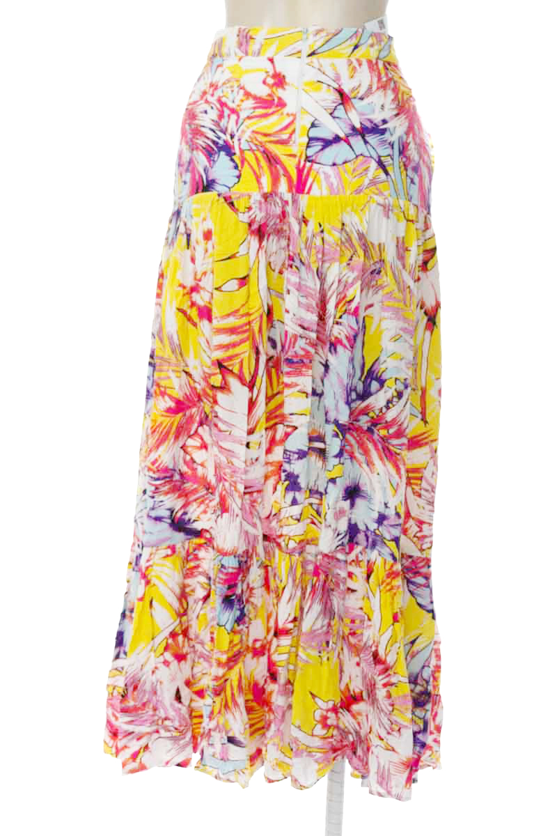 Pantalones color Estampado - Closeando