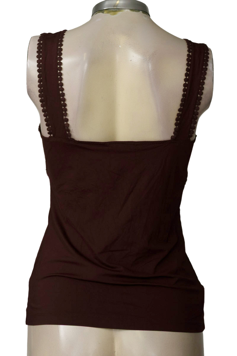 Top / Camiseta color Café - MNG