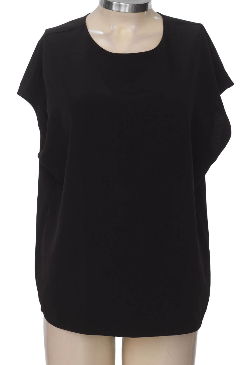 Blusa color Negro - Closeando