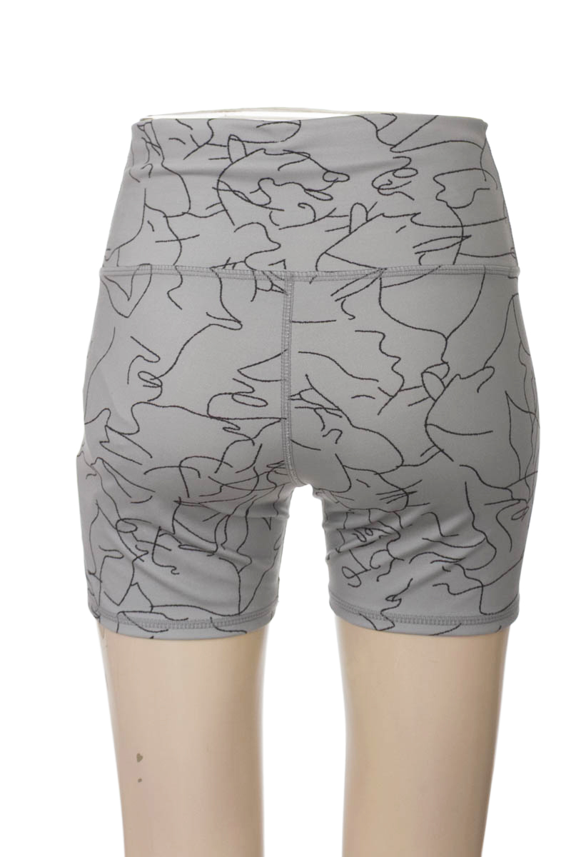 Ropa Deportiva / Salida de Baño color Gris - GreenFit