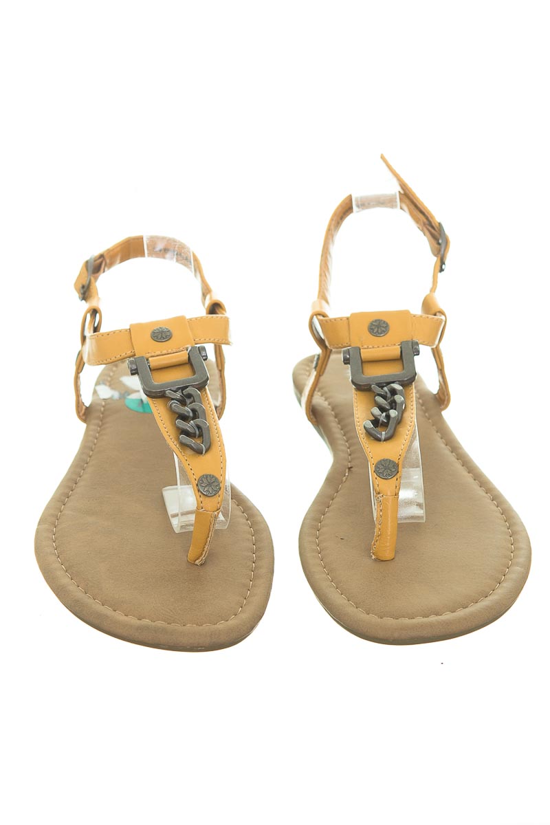 Zapatos color Mostaza - Nicole