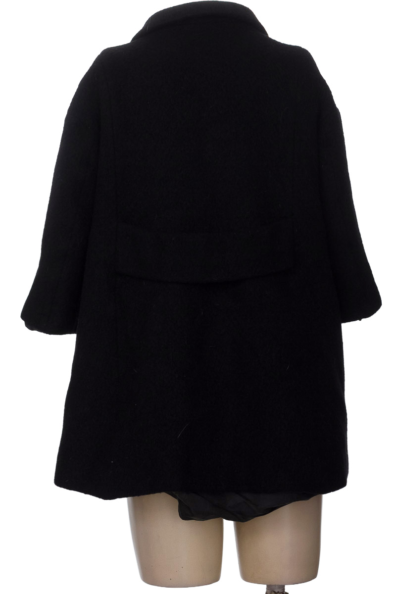 Chaqueta / Abrigo color Negro - Lena