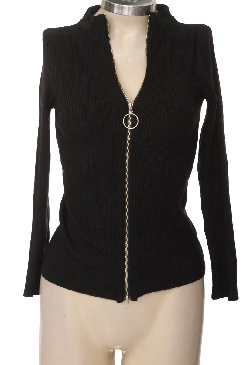 Sweater color Negro - Dokdo K