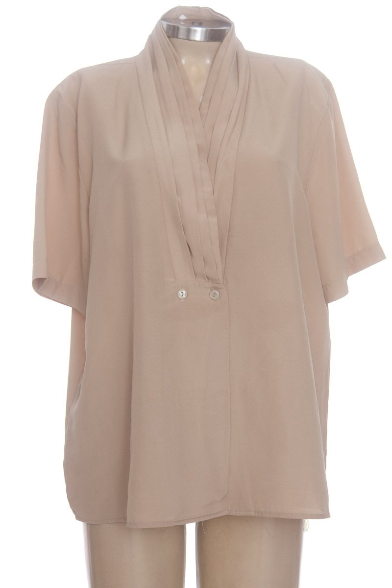 Blusa color Beige - Closeando