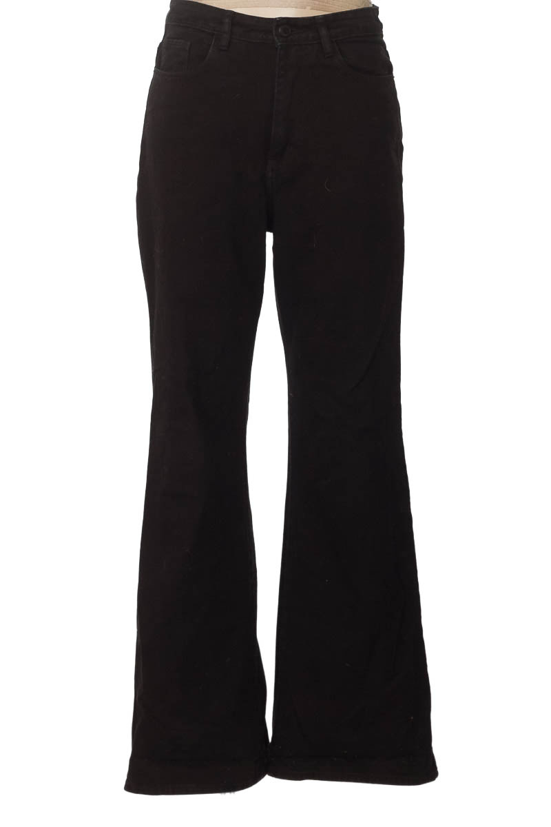 Pantalones color Negro - Lola