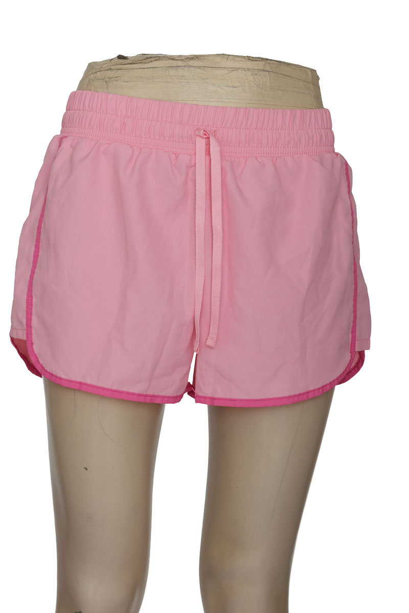 Ropa Deportiva / Salida de Baño color Rosado - Closeando