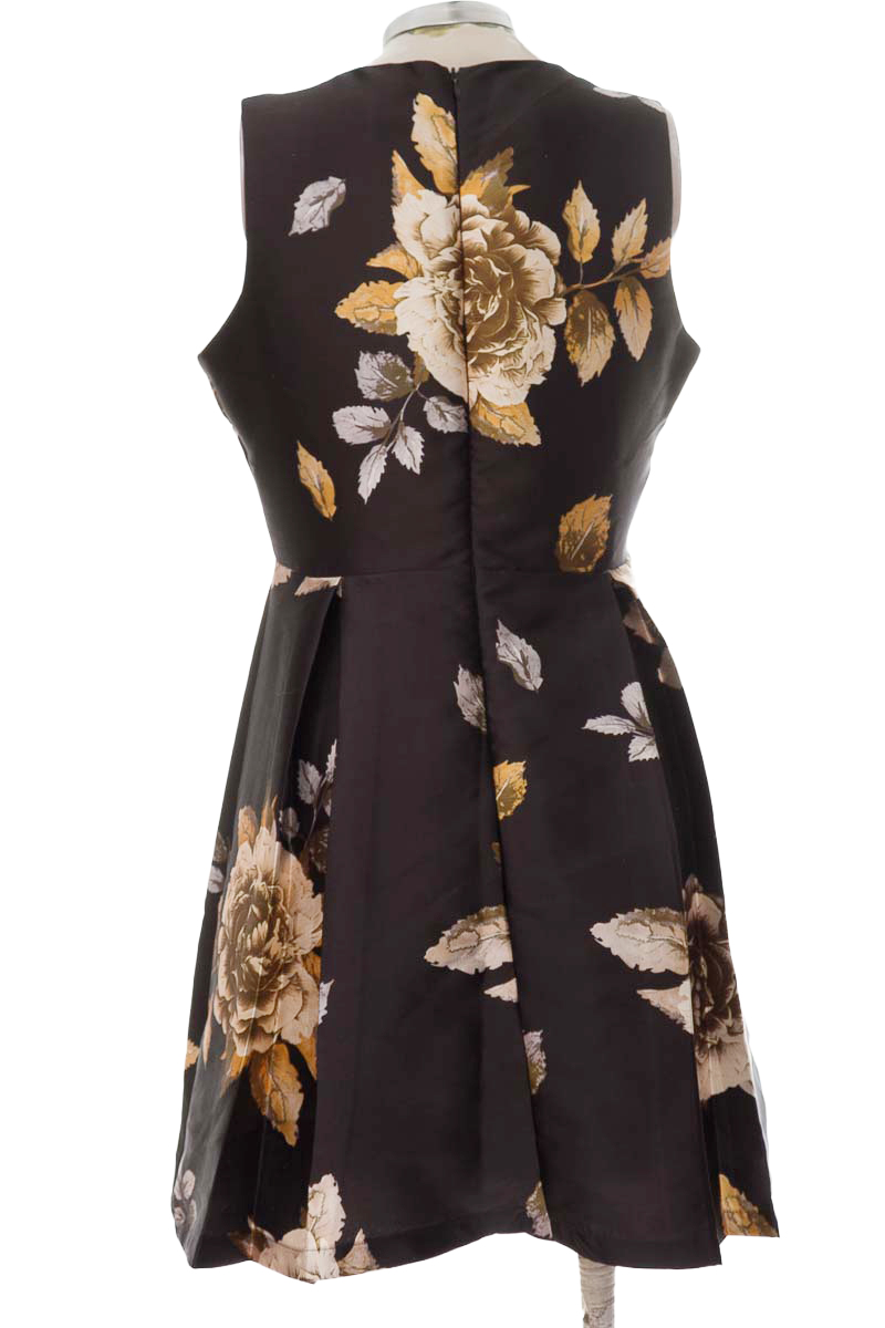 Vestido / Enterizo color Negro - Banana