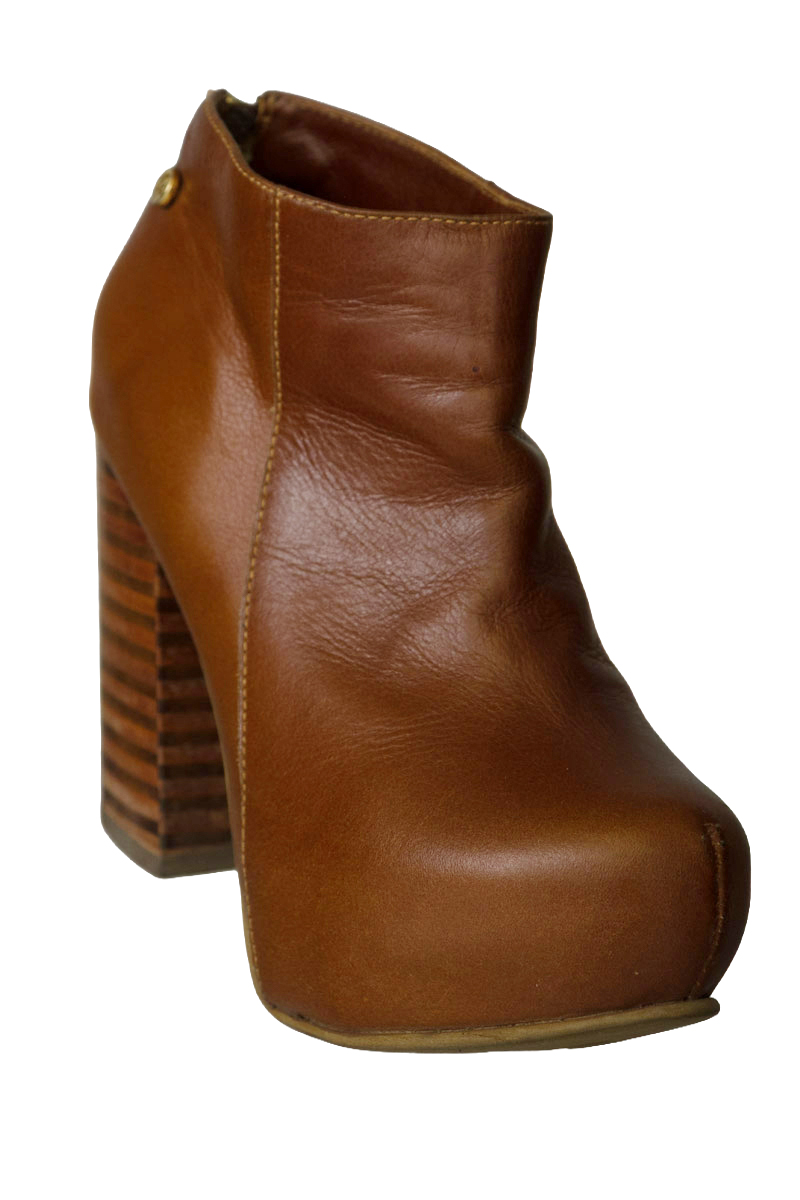 Zapatos color Café - Closeando