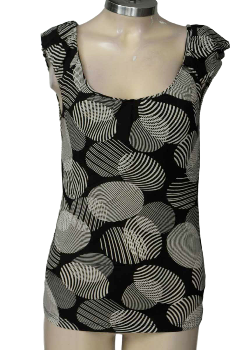 Top / Camiseta color Negro - Azulu