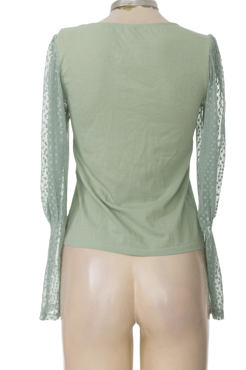 Top / Camiseta color Verde - Stradivarius