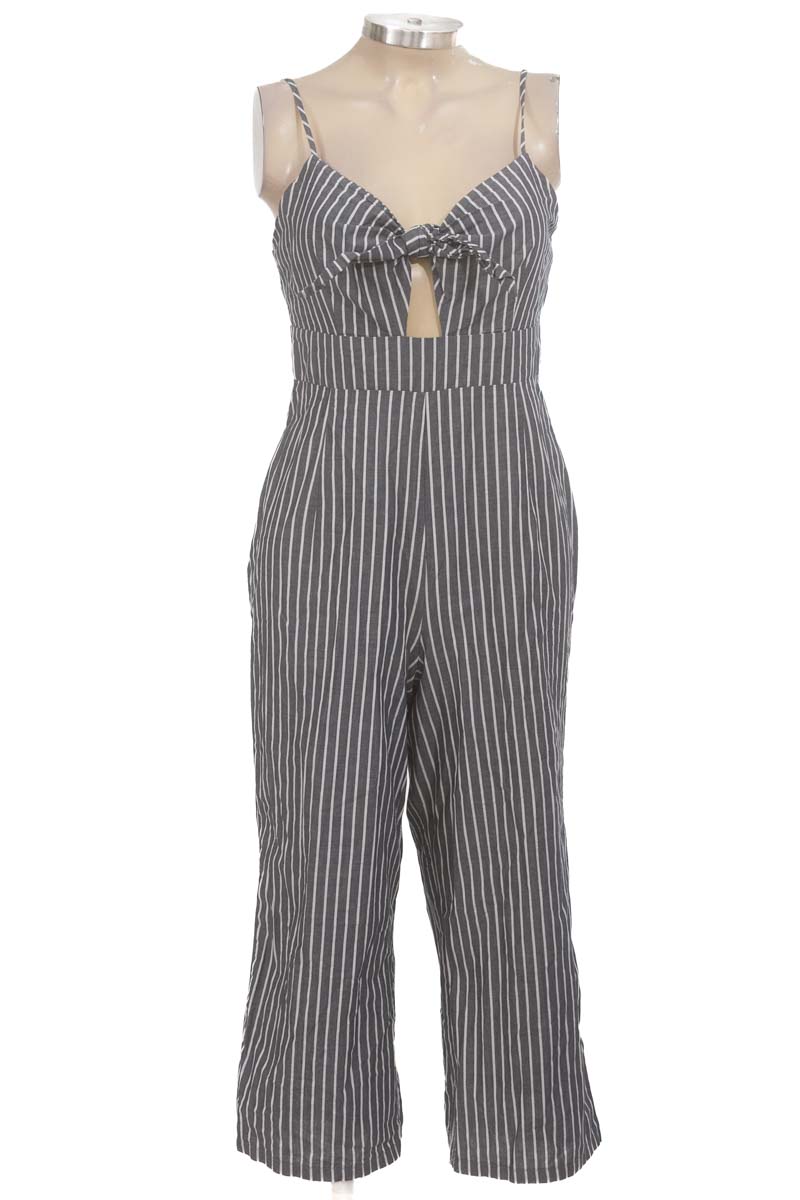 Vestido / Enterizo color Gris - Crystal Sky