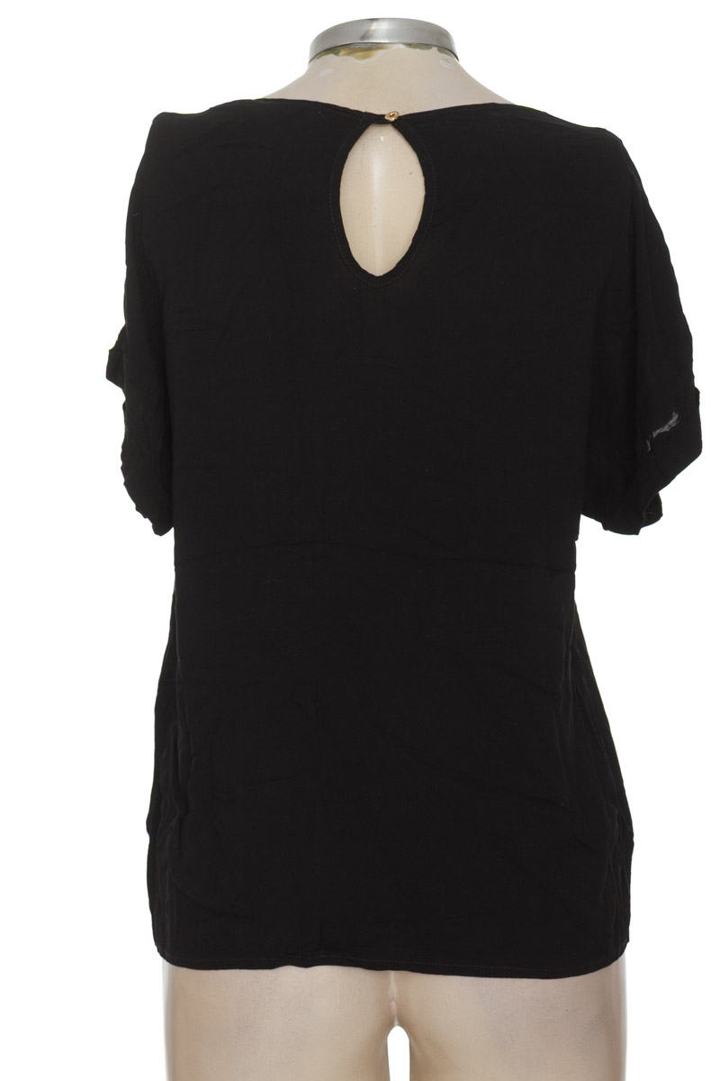 Blusa color Negro - RAGGED