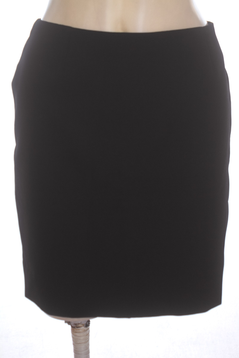 Falda color Negro - Carretel