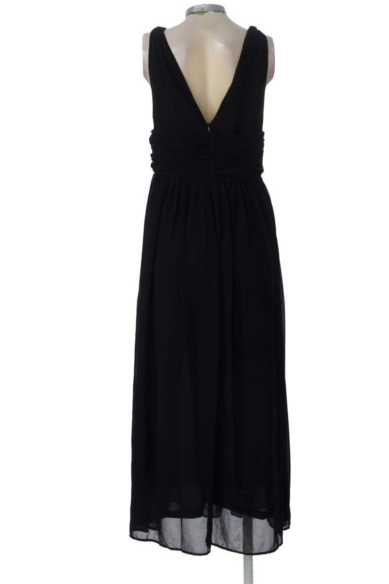 Vestido / Enterizo color Negro - Ever Pretty