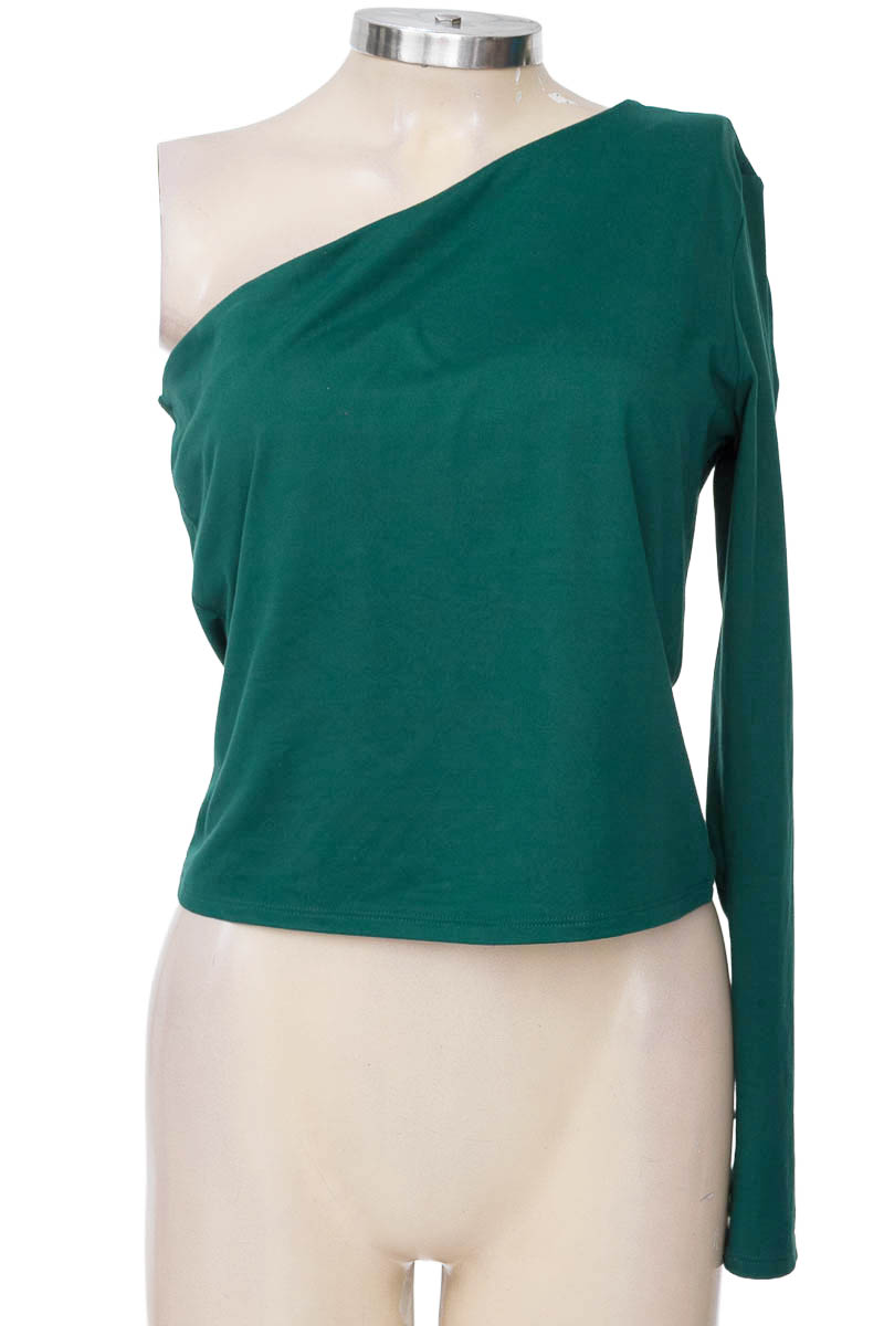 Top / Camiseta color Verde - H&M